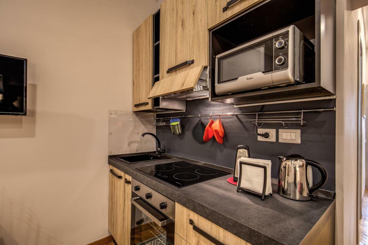 Apartment Via Del Pantheon Rome